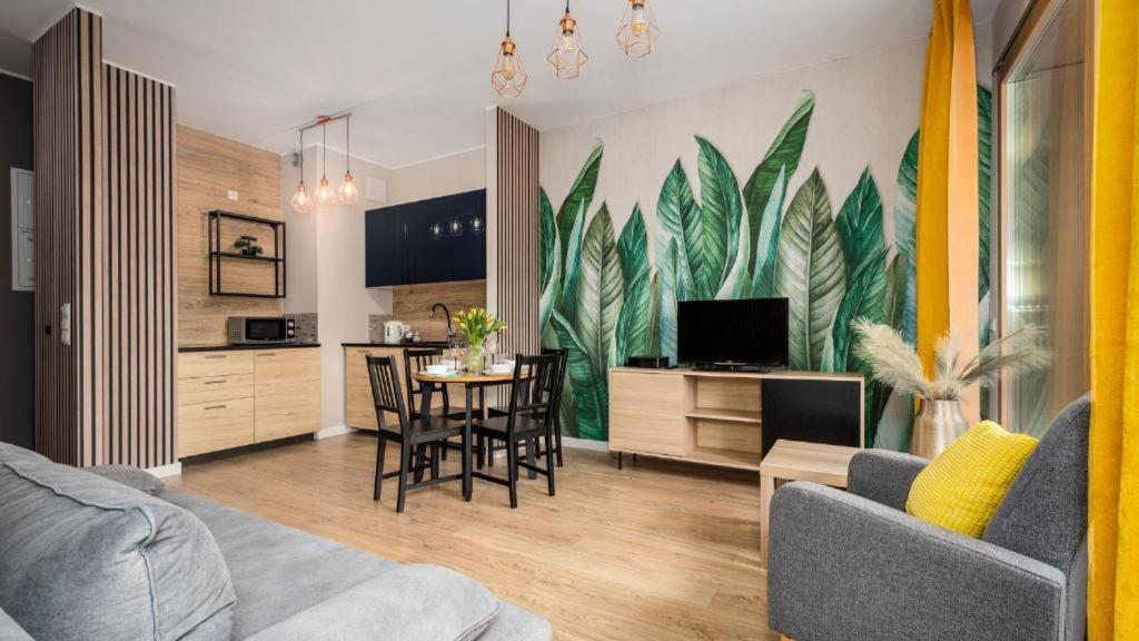 Deluxe Apartments Free Parking Варшава Экстерьер фото